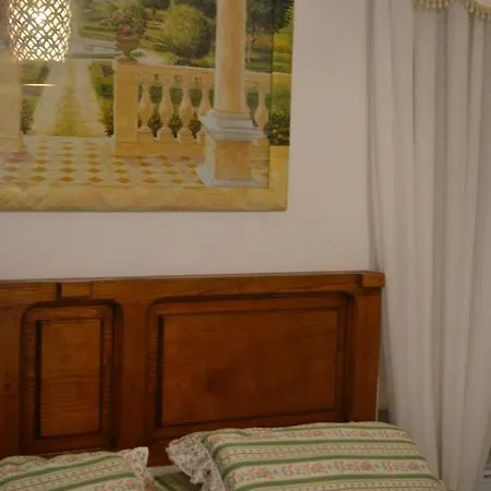 فندق مبيت وإفطار Casa Mariannina مايوري