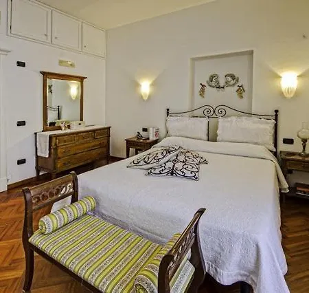 Casa Mariannina فندق مبيت وإفطار 3*