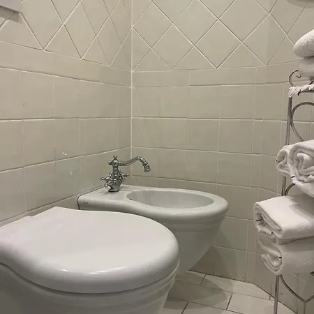 فندق مبيت وإفطار Casa Mariannina 3*