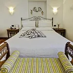 Casa Mariannina Bed & Breakfast 3*